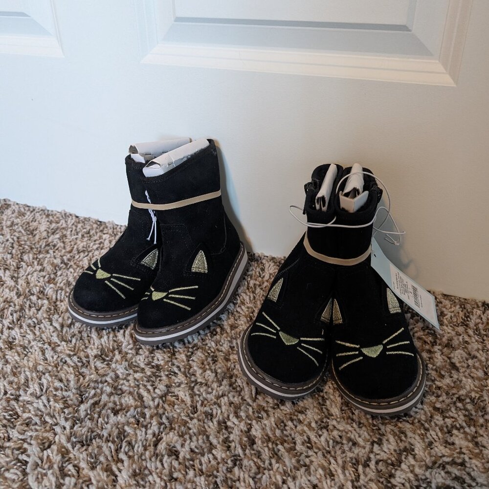 Girls Kitty Boots Size 6